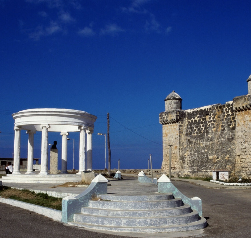 80C59E39 15D0 41C2 88A6 4C33B03E0B86