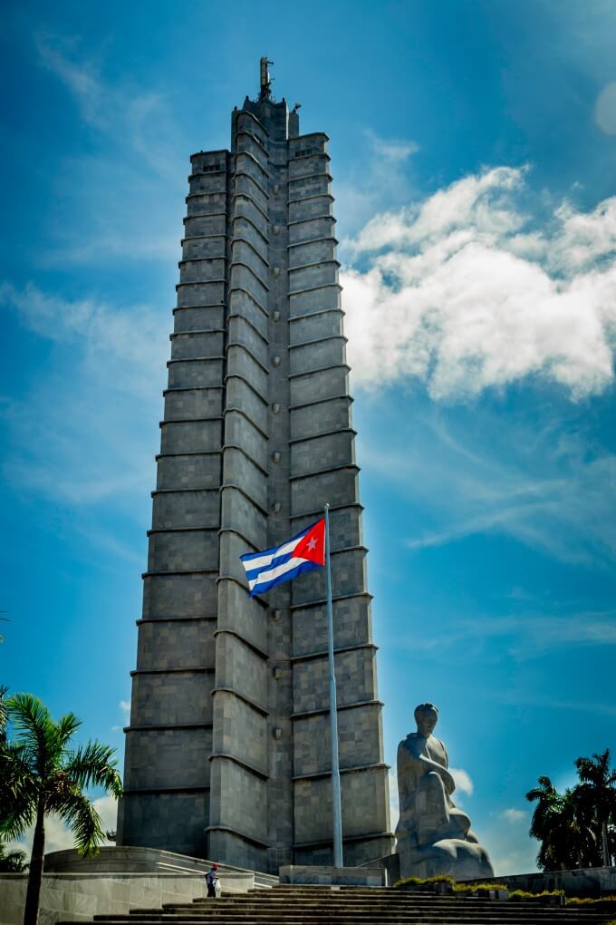 the jos mart memorial is a memorial to jos mart a national hero of cuba located on the northern side t20 YNEoxx 1